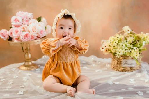 海南宝宝几岁可以喝纯牛奶